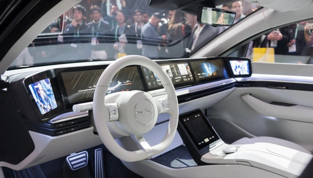 تجربه بازیهای PS5 با خودرو برقی سونی در جاده امکانپذیر شد!