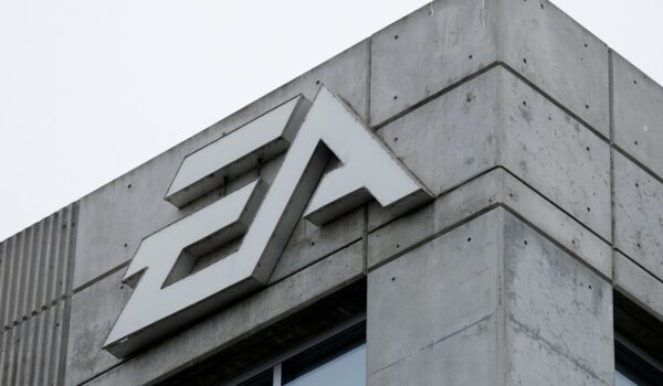 الکترونیک آرتز (EA) | بررسی کامل و بازی‌ها