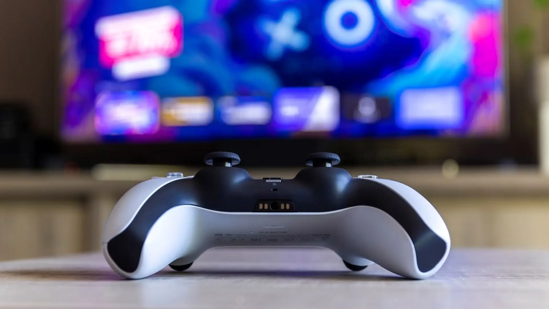 اجرای ویندوز 11 و شبیهساز PS5 روی خود کنسول!